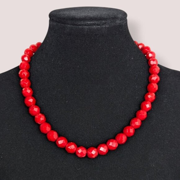 V. Red Glass Faceted Beaded Necklace - Picture 2 of 5